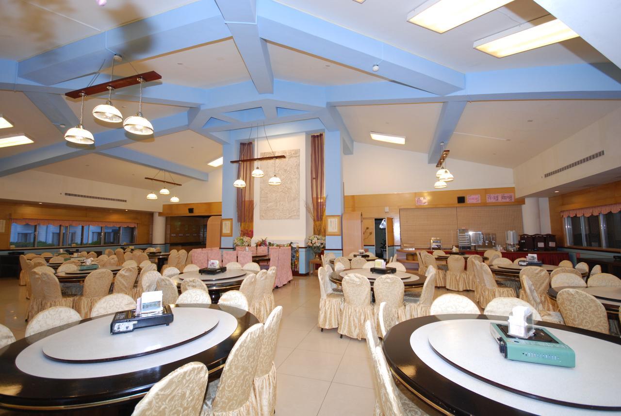 ז'ונגז'נג Alishan Youth Activity Center מראה חיצוני תמונה